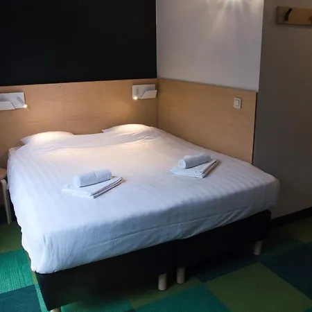 Aquatel Hotel 2*